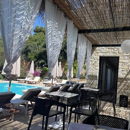 Hotel Platon Sarande Exterior photo