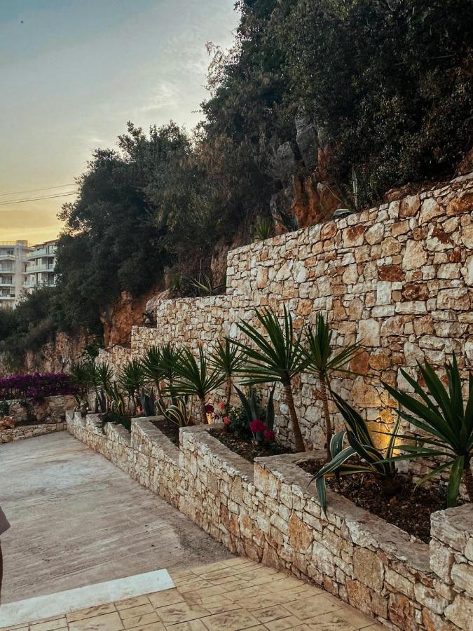 Hotel Platon Sarande Exterior photo
